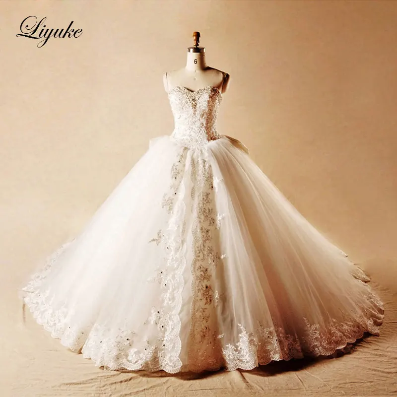 

Liyuke Elegant Strapless Ball Gown Wedding Dress With Bow 2019 Beading Appliques Lace Princess Bridal Dress robe de mariage