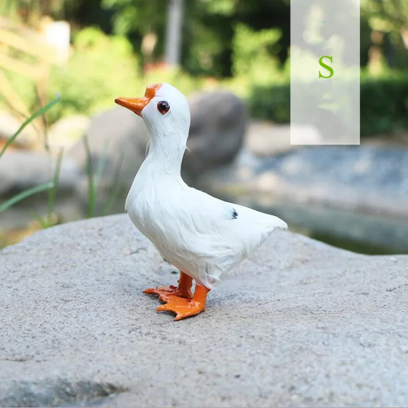 Zilin Simulated White Goose Beautiful Goose Window Decor Instructional Tool 3 Sizes for option