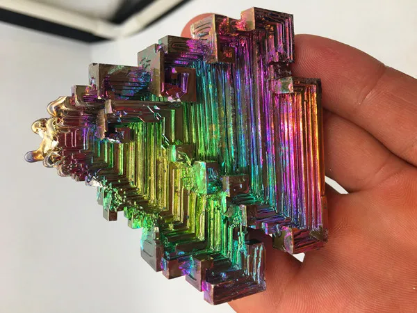 

170-195g Bismuth rainbow bright crystal geode weight element Bi Mineral