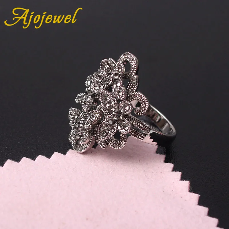 Ajojewel Size 7-9 Hollow Butterfly Rings For Women Full Of Black Rhinestone Elegant Vintage Jewelry Wholesale