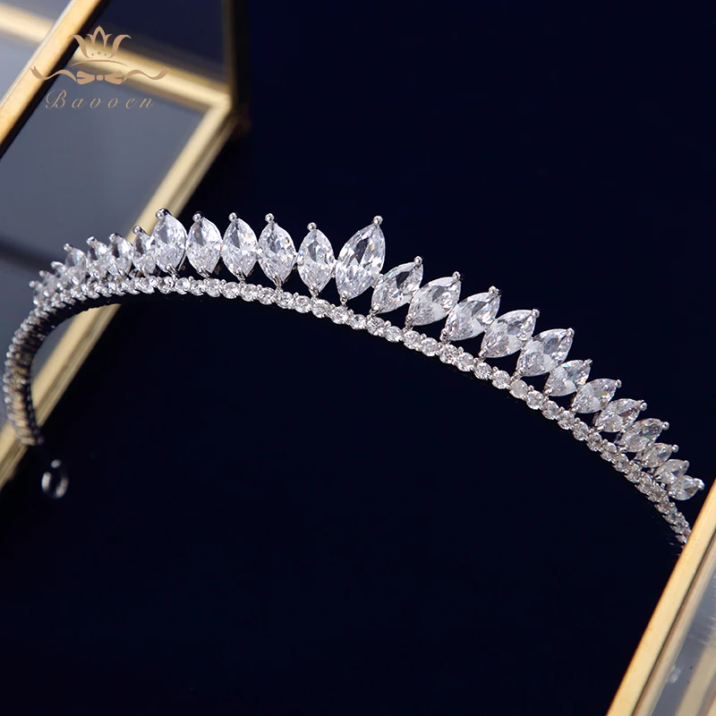 Elegant ใบ CLEAR Zircon งานแต่งงาน Tiaras Hairbands คริสตัล Brides ผมอุปกรณ์เสริมผมเย็นเครื่องประดับ