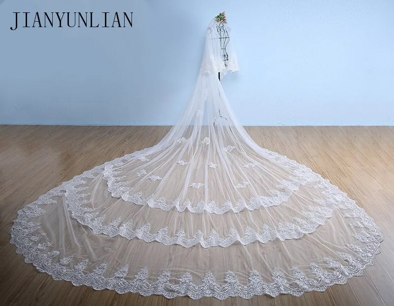 Customized Luxury 5 Meters Full Edge with Lace Bling Sequins Two Layers Long Wedding Veil with Comb Bridal Veil