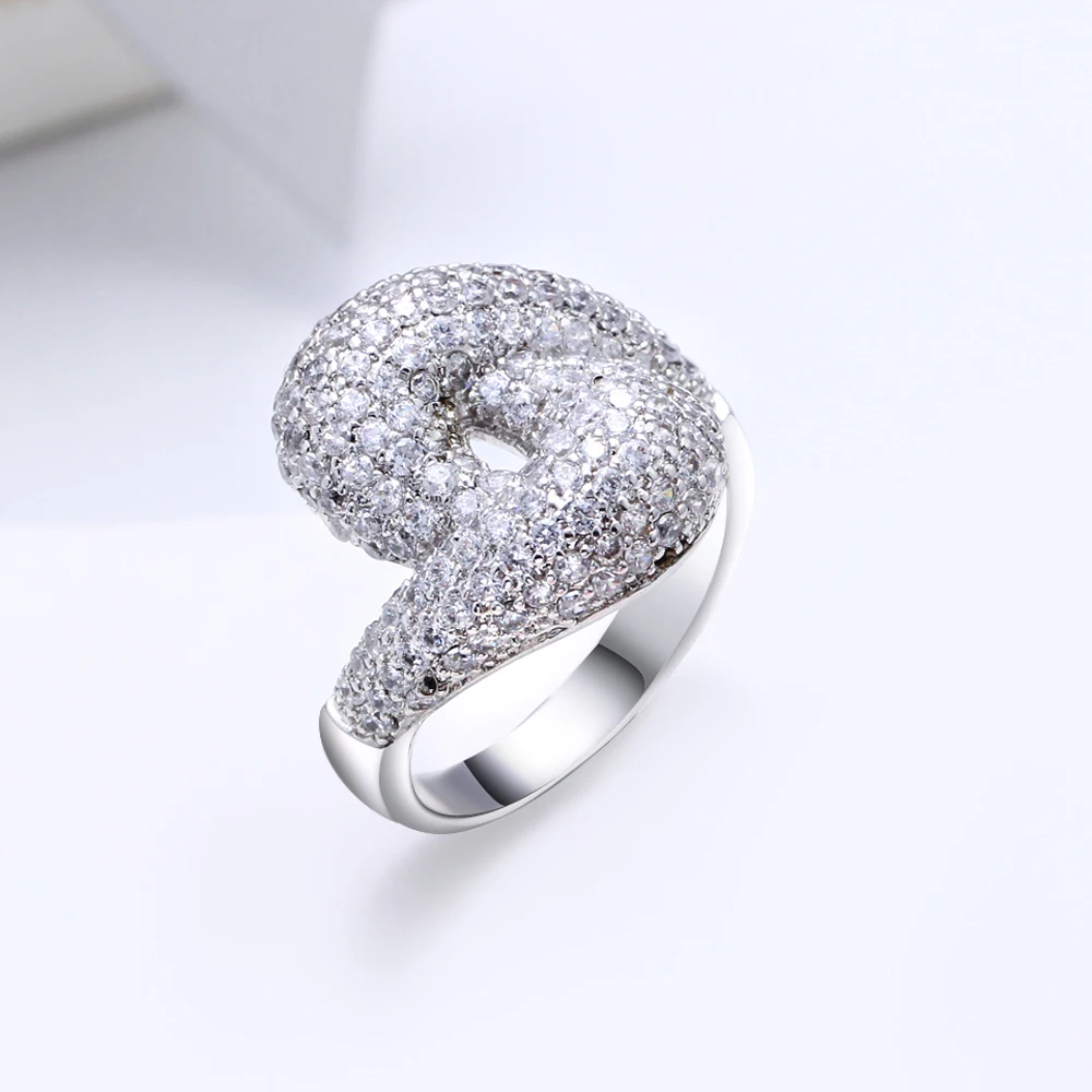 New Elegant Crystal Hot Sale Rings For Women 4 Claws Design AAA White Zircon Cubic rings Female Luxury jewerly