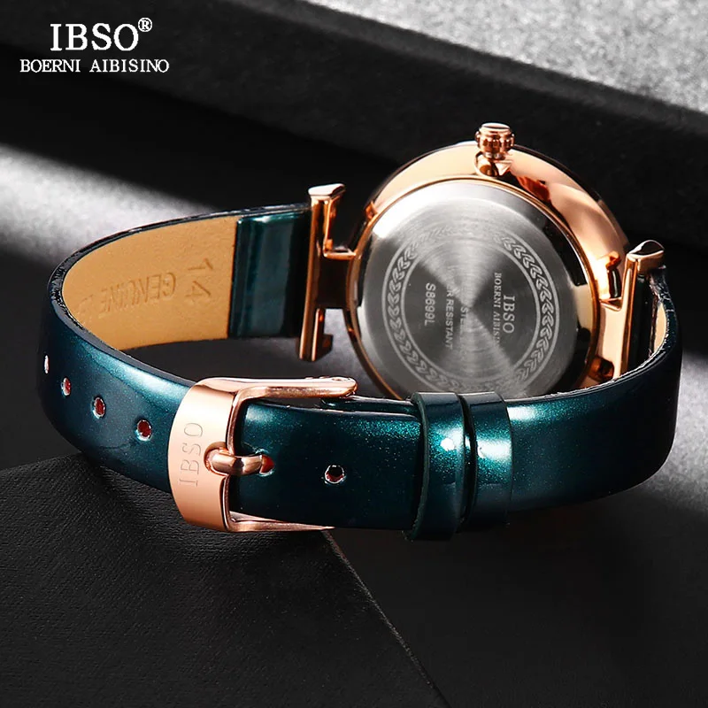 Luxury Women\'s Watches Elegant Green Glass Regular Slices Design Stainless Steel And Leather Strap Wrist Women Watch For Gifts