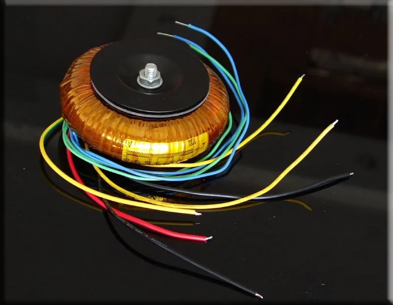 Transformador do núcleo de 150w o para o transformador de potência audio de alta fidelidade do amplificador com a tensão esmaltada de cobre pura do fio 18v 15v 0-230v