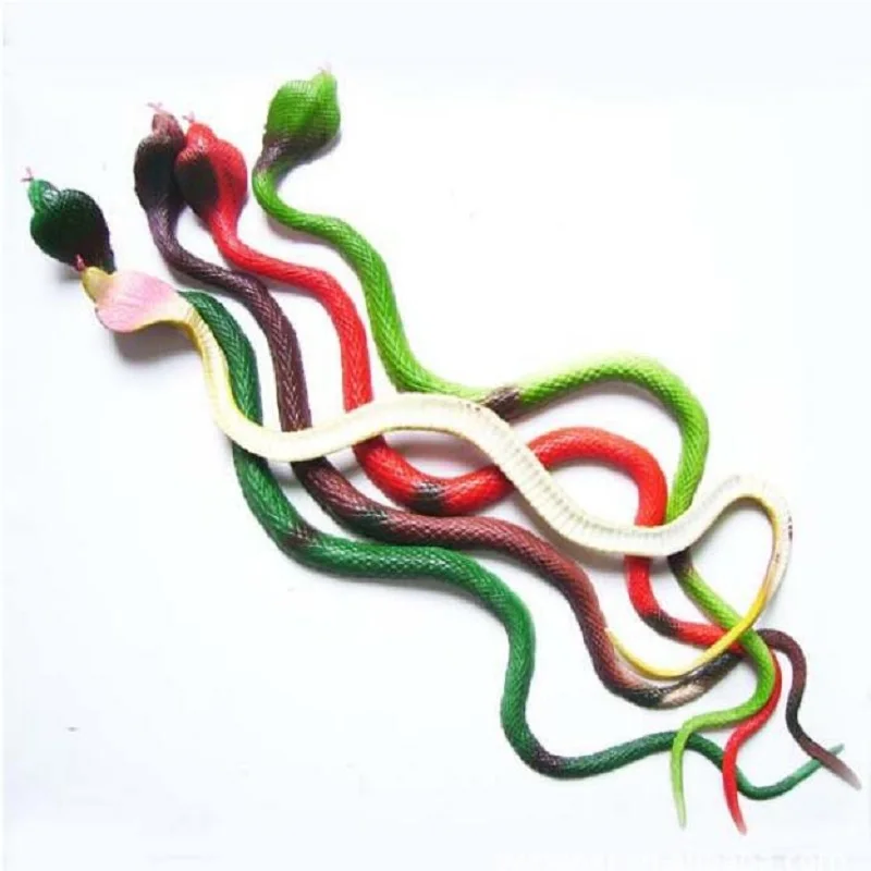 New 1 Piece Halloween Gift Tricky Funny Spoof Toy Simulation Soft Scary Fake Snake New Style Horror Toy For Party