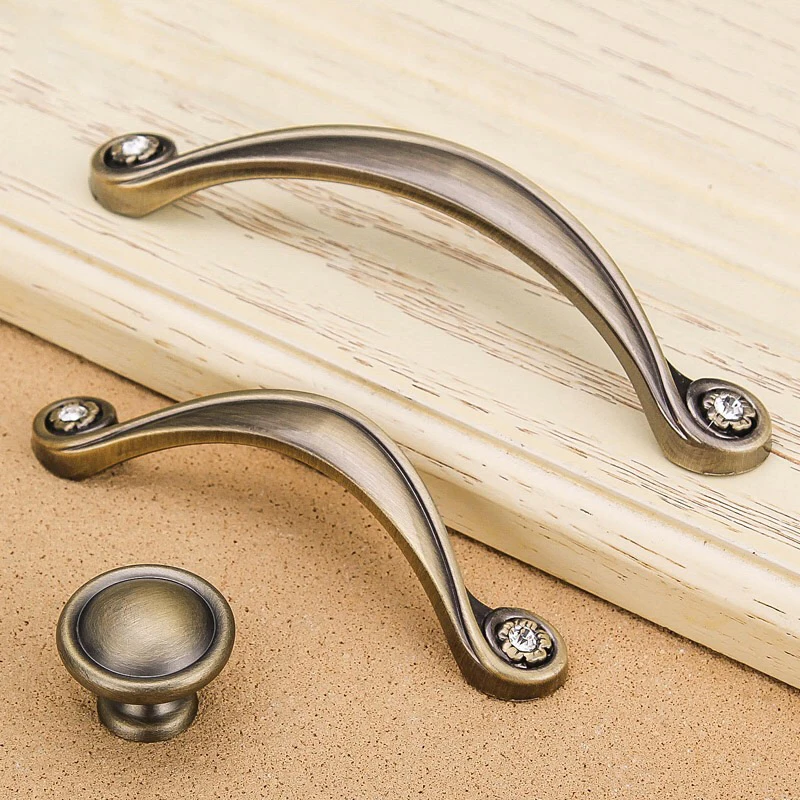 

Free shipping Fashion deluxe solid furniture handles 3.8"Glass crystal wardrobe win cabinet door handle 5"Decoration pulls knobs