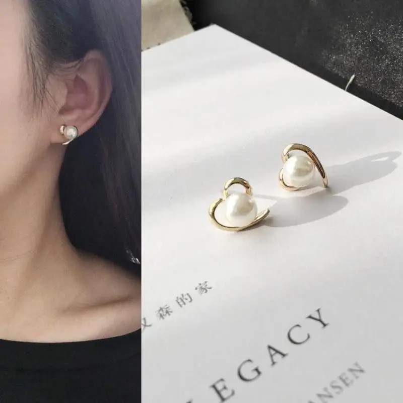 Hot Hearts Peach Heart Love Pearl Simple Personality Fashion Glide Earrings Jewelry Stud Earrings For Women Brincos 2018 Cute