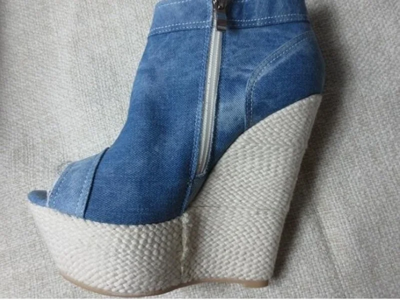 2018 Denim Platform Heels Reep Toe Blue Woman Sandal High Heels Wedges Lace Decor Sandals Cut outs Side Zip Woman Summer Sandal