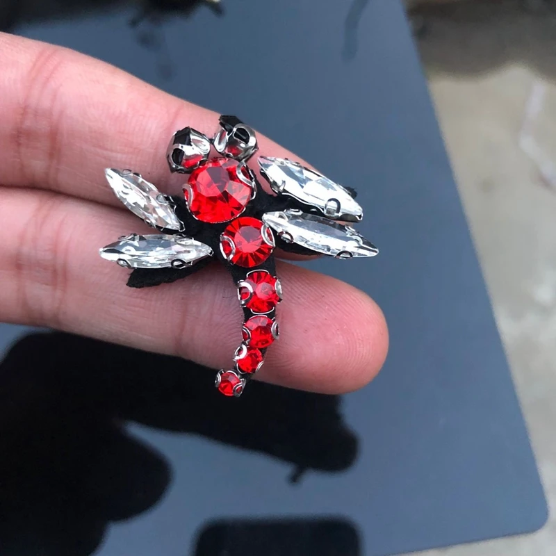 Rhinestone glass bead bee embroidery patch, diy accessories clothing decoration paillette ant applique patch