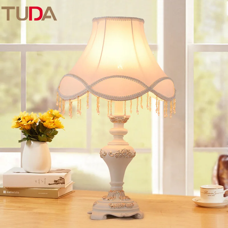 

TUDA Beige Retro Resin Princess Table Lamp European Fabric Table Lamp Bedroom Bedside Lamp For Living Room Study Room Floor Lamp