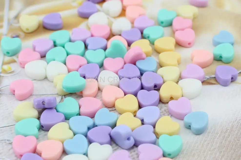 1000 pcs Heart Beads acrylic pendants for Necklaces & Bracelets nursing necklaces clips crafts kids 8mm- pastel little heart