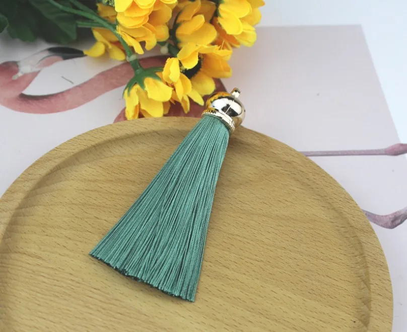 Modischer Quasten-Schlüsselanhänger für Damen, niedlicher Quasten-Schlüsselanhänger als Taschenaccessoire - Seidenquasten Autoschlüsselanhänger Fransen-Schmuck Großhandel – Detail 27