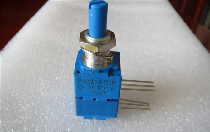 

Original new 100% 91A2AB24B15B15 10KX2 dual potentiometer 6pin round handle long 18MM (SWITCH)