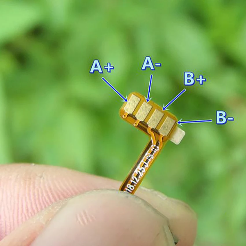 Motore passo-passo di precisione diametro esterno 4mm ultra-miniaturizzato motore a 4 fili a 2 fili adatto per il montaggio di Mini motoriduttore