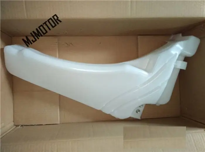 1pcs Wiper water pot / wiper tank capfor Chinese SAIC ROEWE 550 MG6 Auto car motor parts 10012364