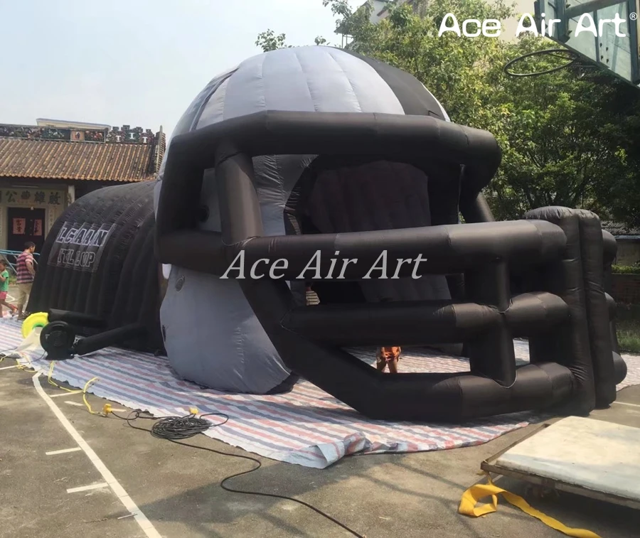 Giant customized inflatable helmet tunnel entryways with air blower for matches on sale