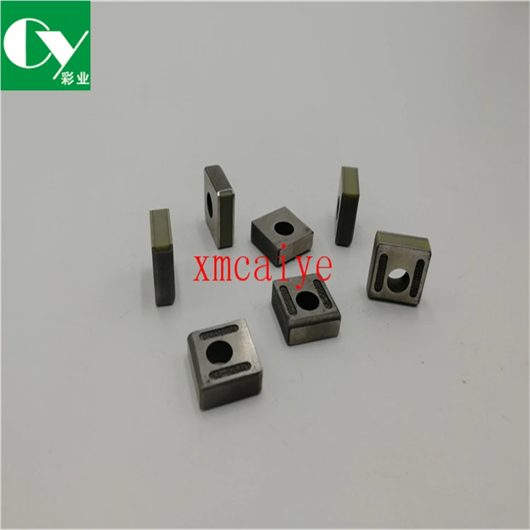 20 PCS Gripper Pad For Roland 600 05A-5840 Roland Printer Spare Parts 17*16.5*6mm