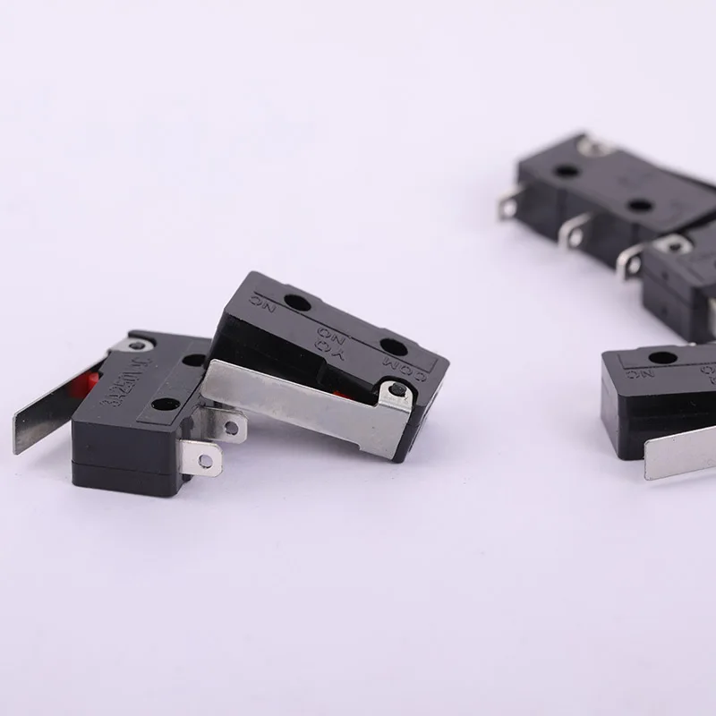 1 PCS Safe And Durable Micro Switch Straight Shank Triangle Switch Size 20mm * 11mm * 7mmCurrent 3A Micro Switch Position Switch