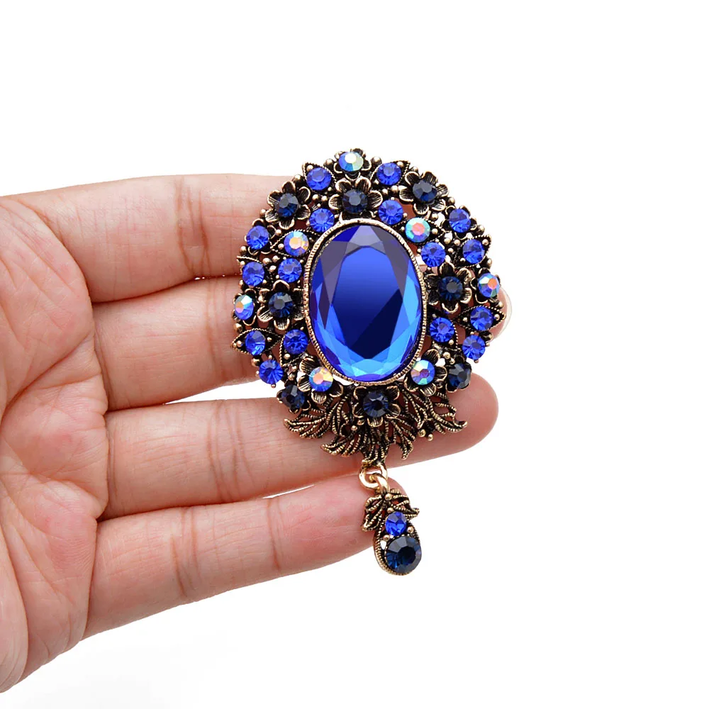 CINDY XIANG Round Crystal Flower Brooches For Women Elegant Wedding Fashion Pins Vintage Retro Style Coat Accessories