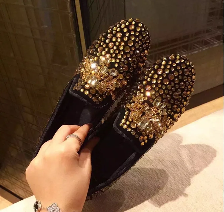 Frühling Gold schwarz 2024 handgemachte Strass Männer Schuhe Kristall Slipper männliche Luxus Party Hochzeit Schuhe schlüpfen auf Herren flache Schuhe