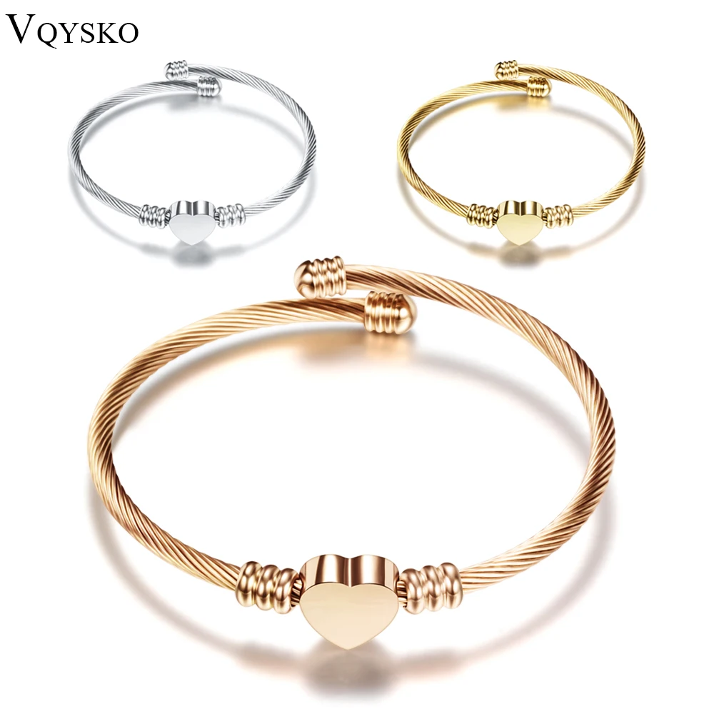 Moda 3 kolory biżuterii damskie bransoletki Bijoux skręcony przewód ze stali nierdzewnej bransoletka z zawieszką w kształcie serca bransoletka na projekt prezentu