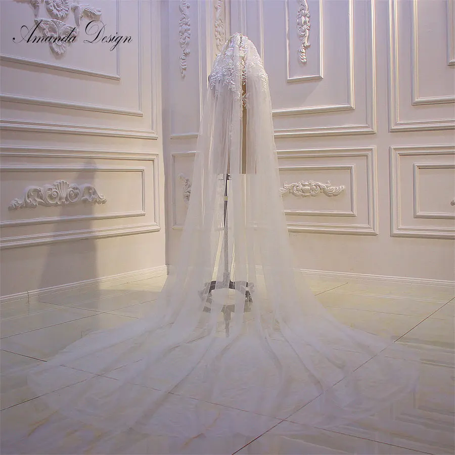 Amanda Design Lace Applique Long Wedding Veil with Comb