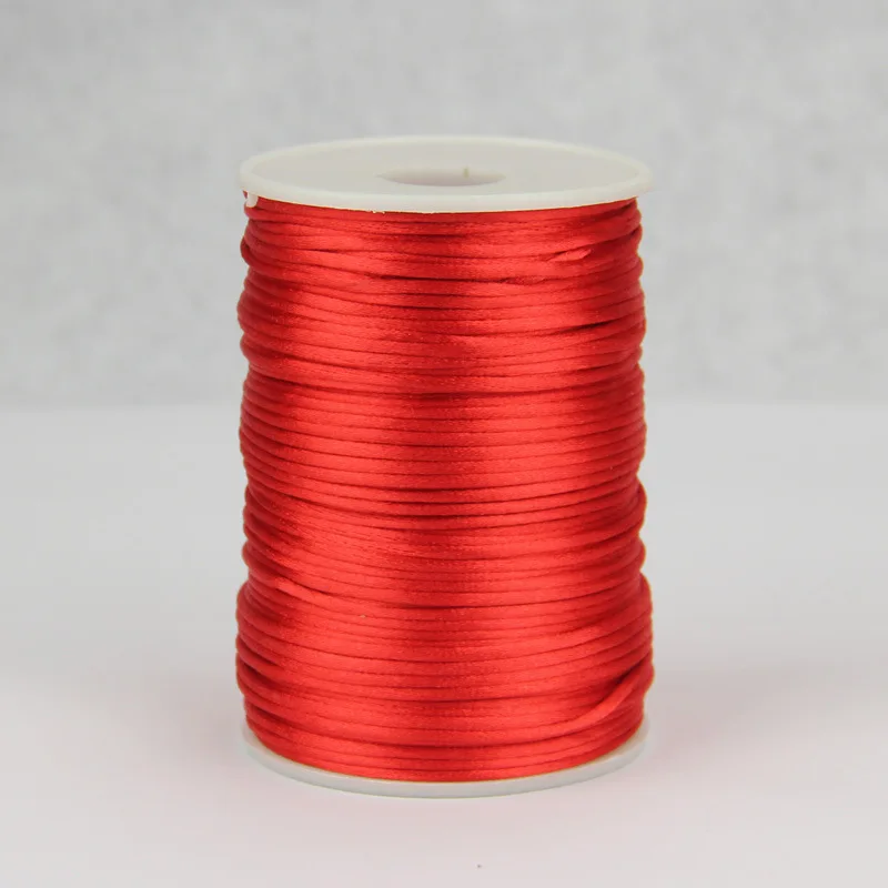Nieuwe 2,5 mm 100 yard Chinese knoopkoord 24 kleuren Rattail satijn gevlochten string sieraden bevindingen kralen touw voor DIY mode ambacht