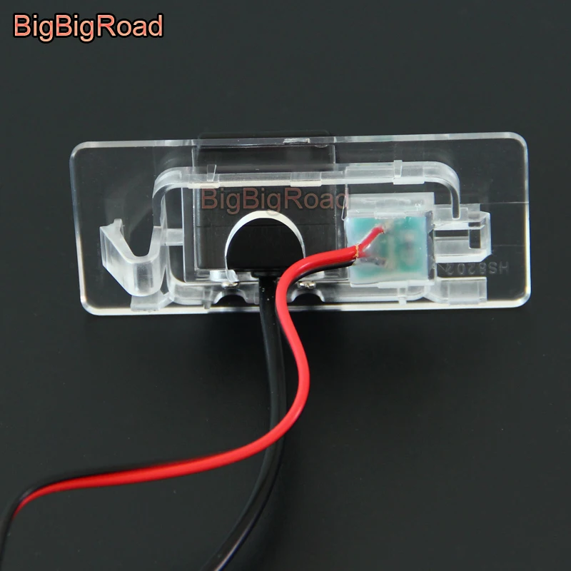 

BigBigRoad Car Intelligent Dynamic Trajectory Tracks Rear View Backup CCD Camera For Audi A4L A4 TT A1 A3 A5 A7 Q3 Q5 RS5 s3 S5