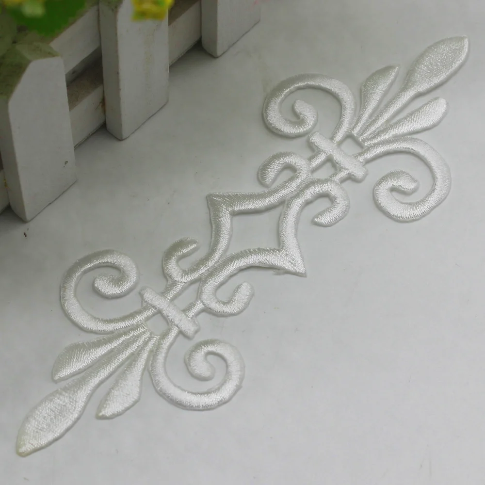 Gold Embroidery Patches Iron On Gold And Silver Applique Ironing Cosplay Costume Flowers Trims 17.5cm*6cm