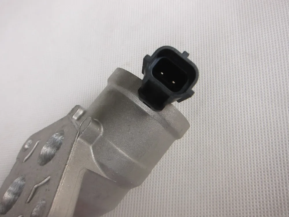 Car accessories engine idle air control valve ZM01-20-660 for
