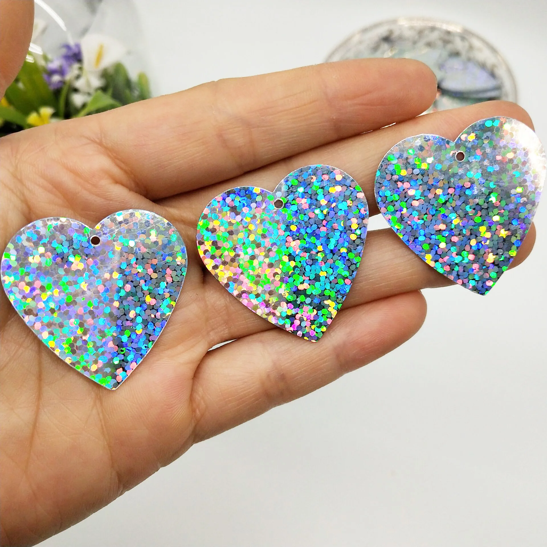 50g 32mm Flat Heart Sequins For Crafts Sewing Accessories Confetti Spangles Paillette Hologram Laser Silver With 1 Hole