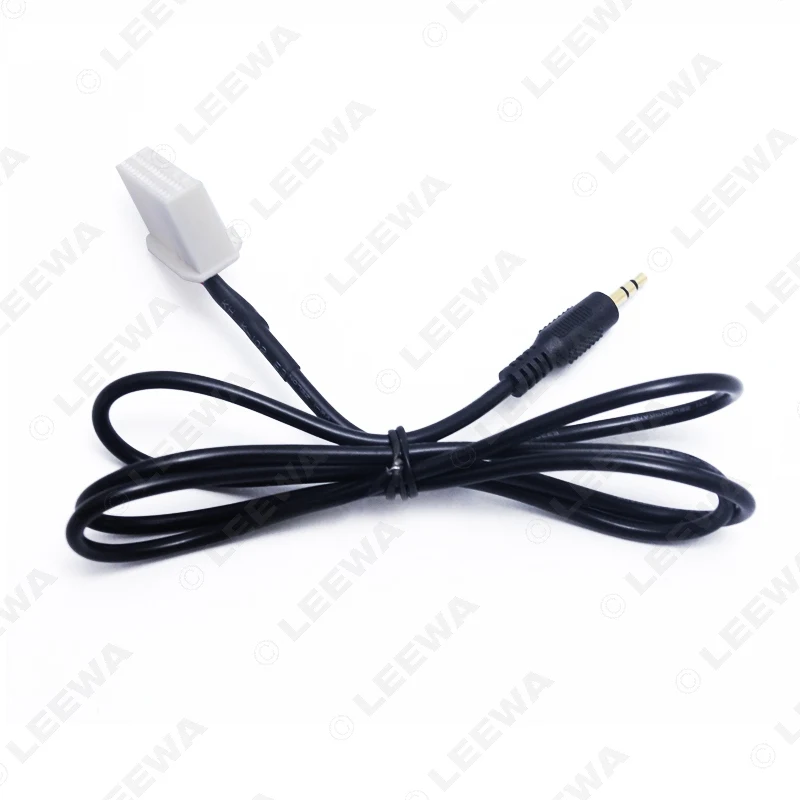 LEEWA Car 3.5mm Audio AUX 28PIN Wire Adapter Input Wire Cable For Toyota Camry/Corolla/Reiz/RAV4/Highlander   #CA1740