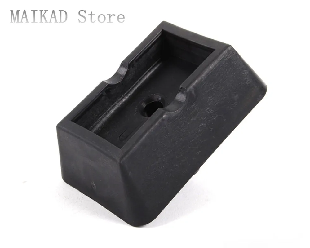 

Jack Pad for BMW Z4 E85 E86 2.0i 2.2i 2.5i 2.5si 3.0i 3.0si M3.2 51718268885