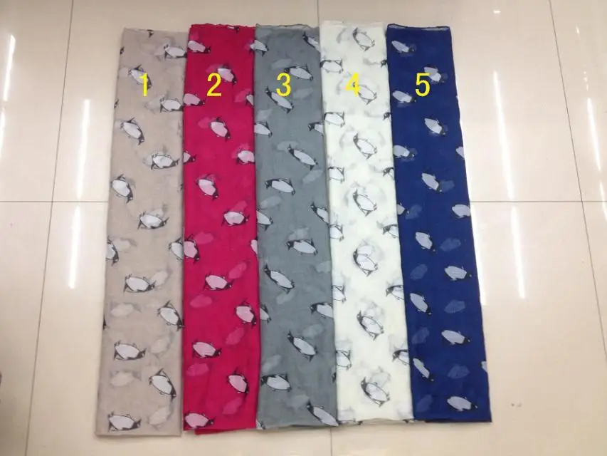 

2020 Fashion Women Scarves Animal Print Penguin Hijab Scarf Shawl In Mix Color Free Shipping