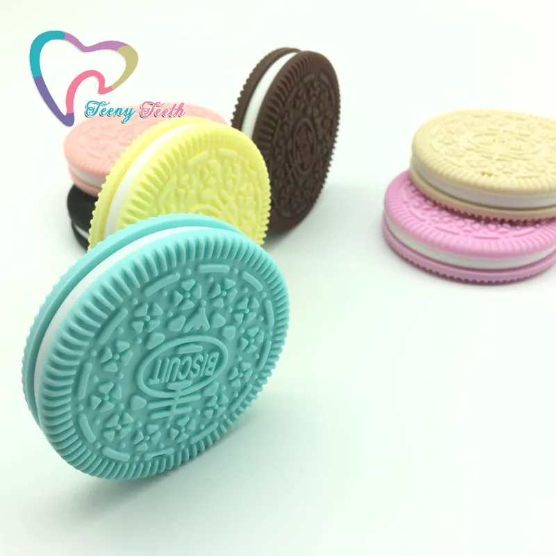 Teeny Teeth 5 PCS Cookie Silicone Pendants Oreo Silicone Teether Toys Baby Accessories Safe For Mommy Baby Teething Oreo Toys