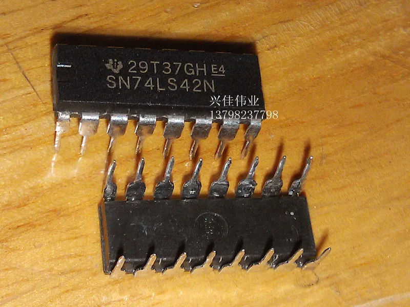 10PCS New 74LS42 SN74LS42N HD74LS42P DIP-16 a decimal decoder