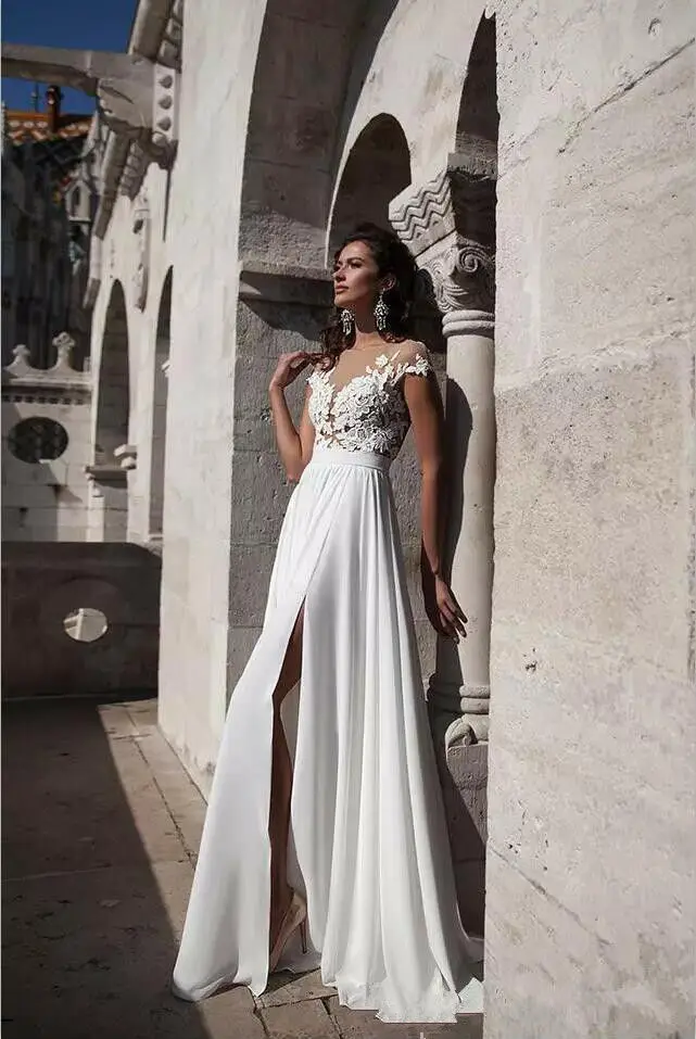 Praia 2017 abiti da Casamento A Linha spacco laterale Elegante pizzo Apliques abiti in Chiffon Plus Size abiti da sposa de