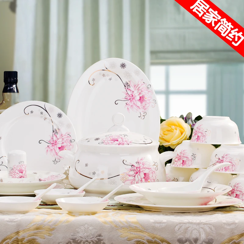 [cool summer] Jingdezhen ceramic dishes in European luxury Phnom Penh bone china tableware set