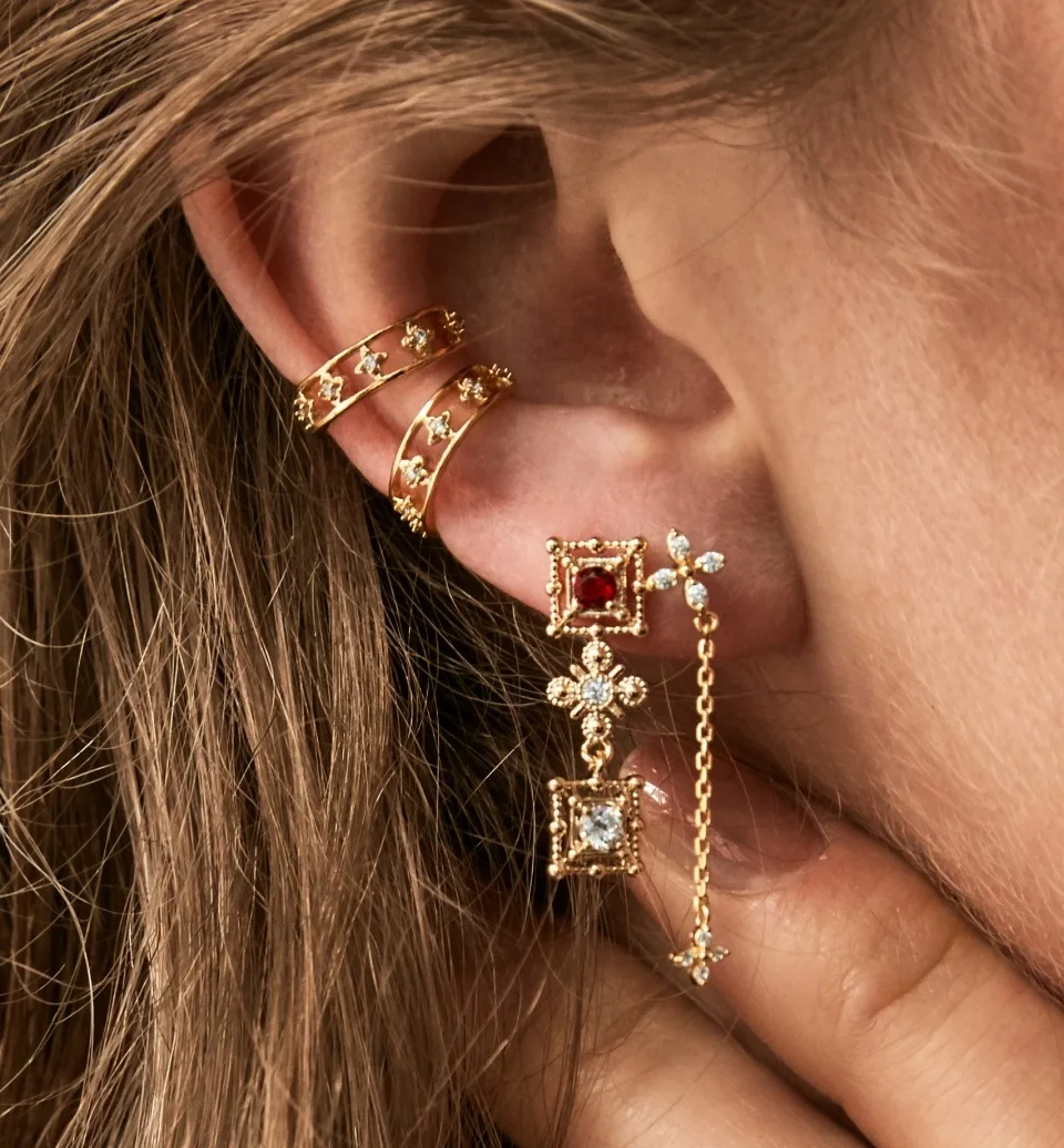 European Ethnic Women Earrings Vintage geometric Drop Dangle Earrings Classic Hollow Lantern Tassel Palace design