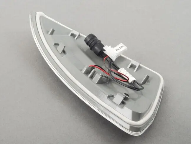 Left  or right Door Mirror Turn Signal Light for Mercedes W164 ML350 ML450 ML500 08-14 1649061300 1649061400