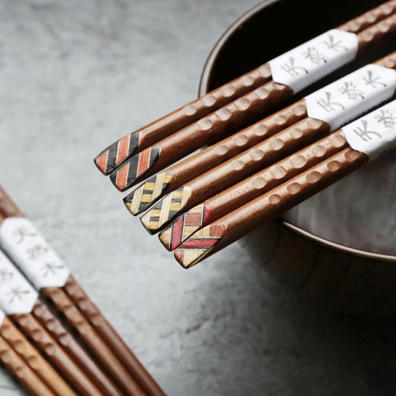 Japanese Style Chopsticks Handmade Engraving Imported Indonisia Sushi Chop Sticks High Quality Brand One Pair Wood Chopstick