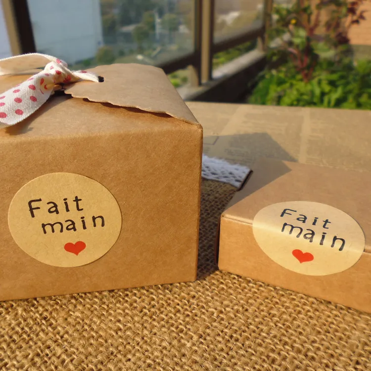 120Pcs French Hand made "Fait Main" Handmade Cake Packaging Sealing Label Kraft Sticker Baking DIY Gift Box Round Stickers M1203