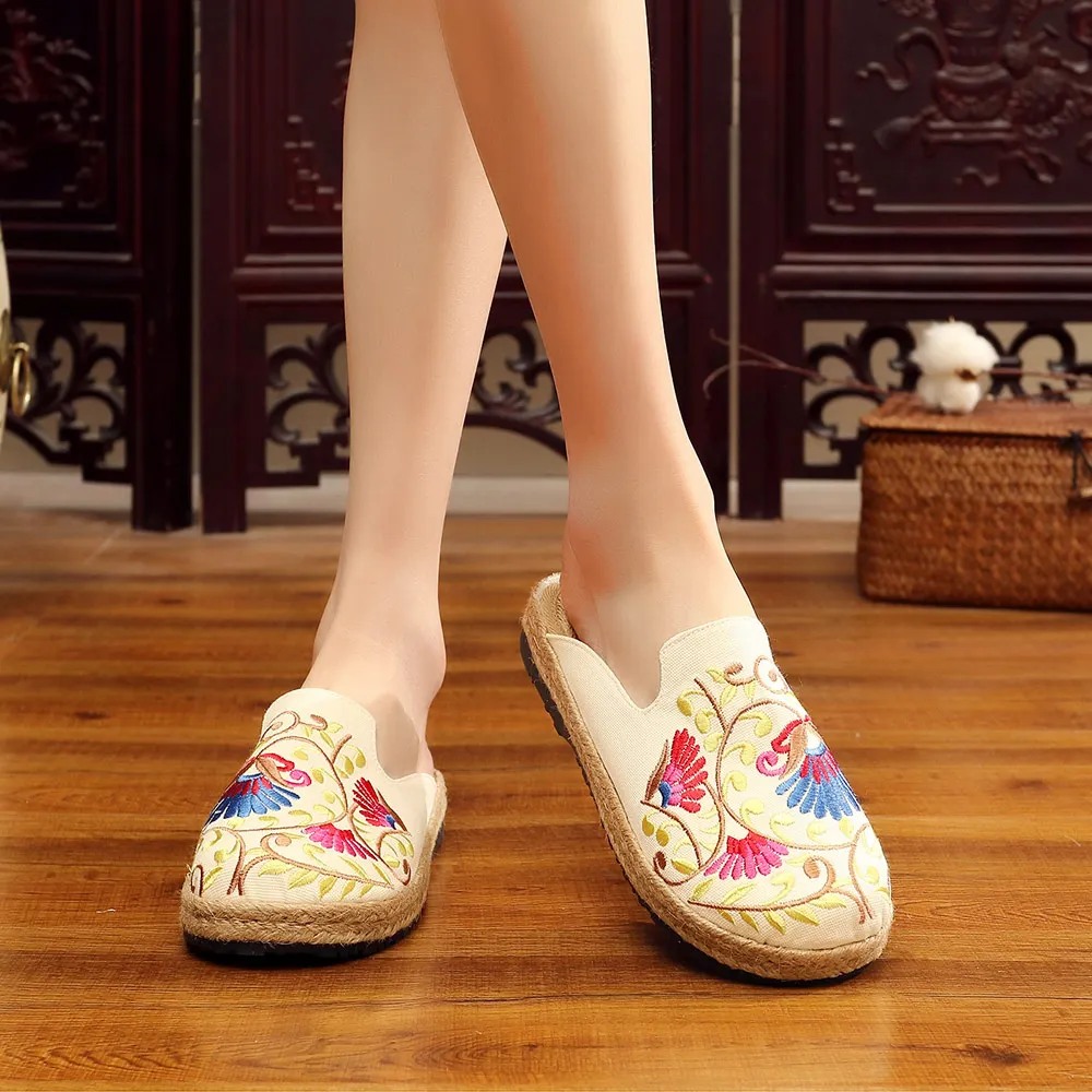 Veowalk Handmade Women Close Toe Linen cotton Slippers Summer Breathable New Embroidered Slides Ladies espadrilles Shoes