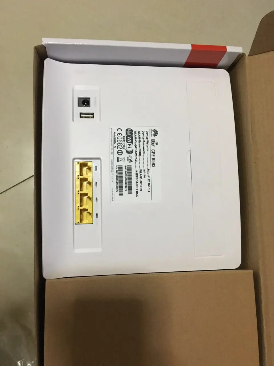 Unlocked Huawei B593 B593s-12 4G LTE Router 4G Router with Sim CardSlot 4G LTE WiFi Router with 4 Lan Port