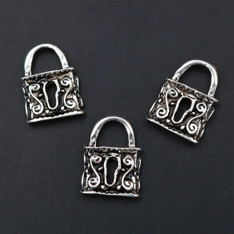 Key Hole Lock Charms, 7 Piece, Alloy Pendants, Silver Plated, Steampunk Art, Jewelry Making, Vintage Supplies, 23*16mm A1377