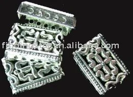 

FREE SHIPPING 120pcs Tibetan silver Ornate Square 5 Holes spacers A672