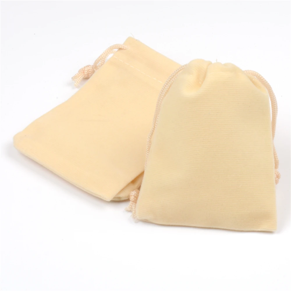 50pcs/lot Cream Velvet Drawstring  Bag 7x9cm Small Jewelry Charms Gift Packaging Bag Wedding Favor Cute Velvet Gift Bags Pouch