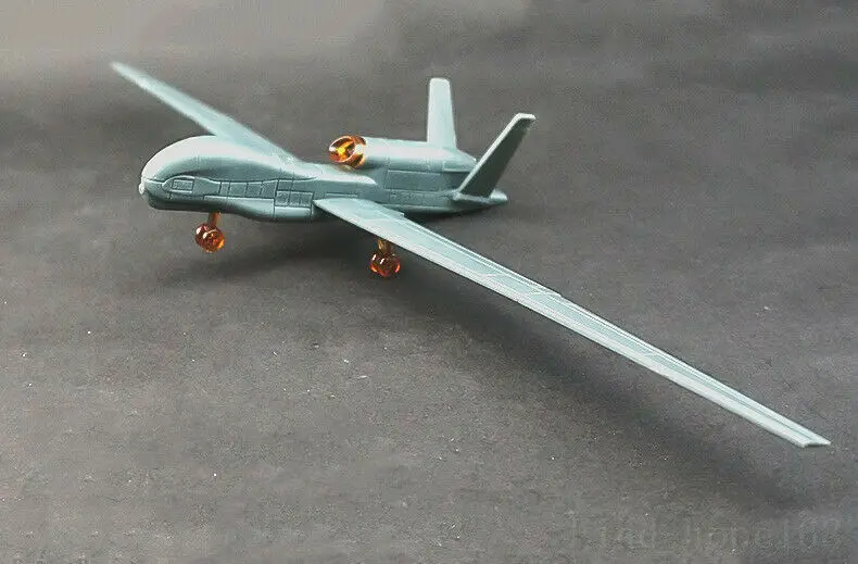 4D RQ-4A Global Hawk UAV Model Fighter Assemble Puzzle Building Figure TOY 1:133