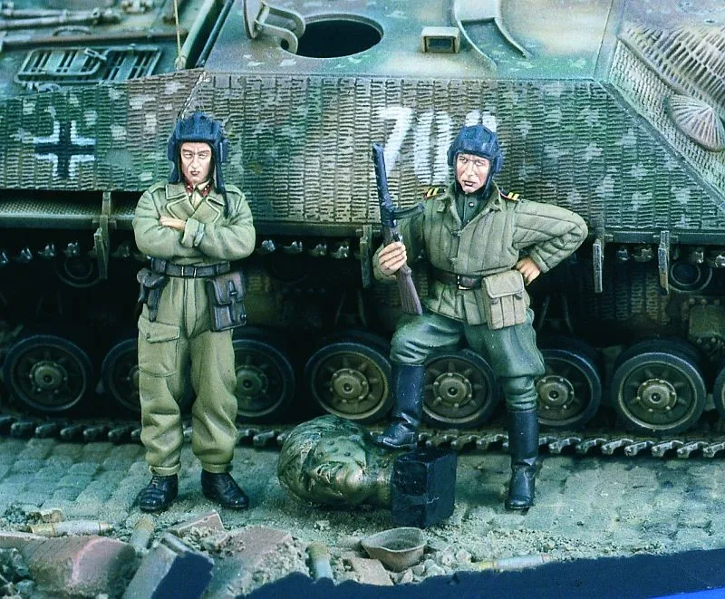 1/35 model kit resin kit  Russian Tank Men